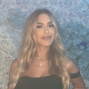 Meet your Posher, Alexandra duran